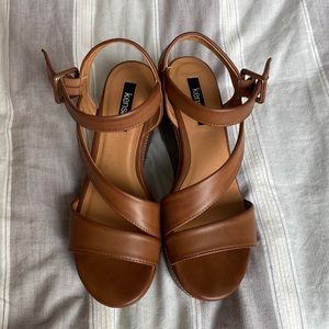 Cute and Trendy Kensie Tegan wedge Platform Sandals